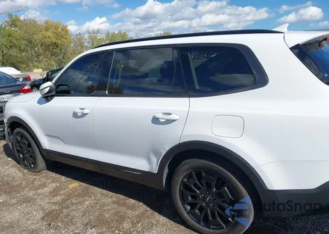 2022 Kia Telluride Ex z USA, uszkodzony, nr VIN 5XYP3DHC8NG322205